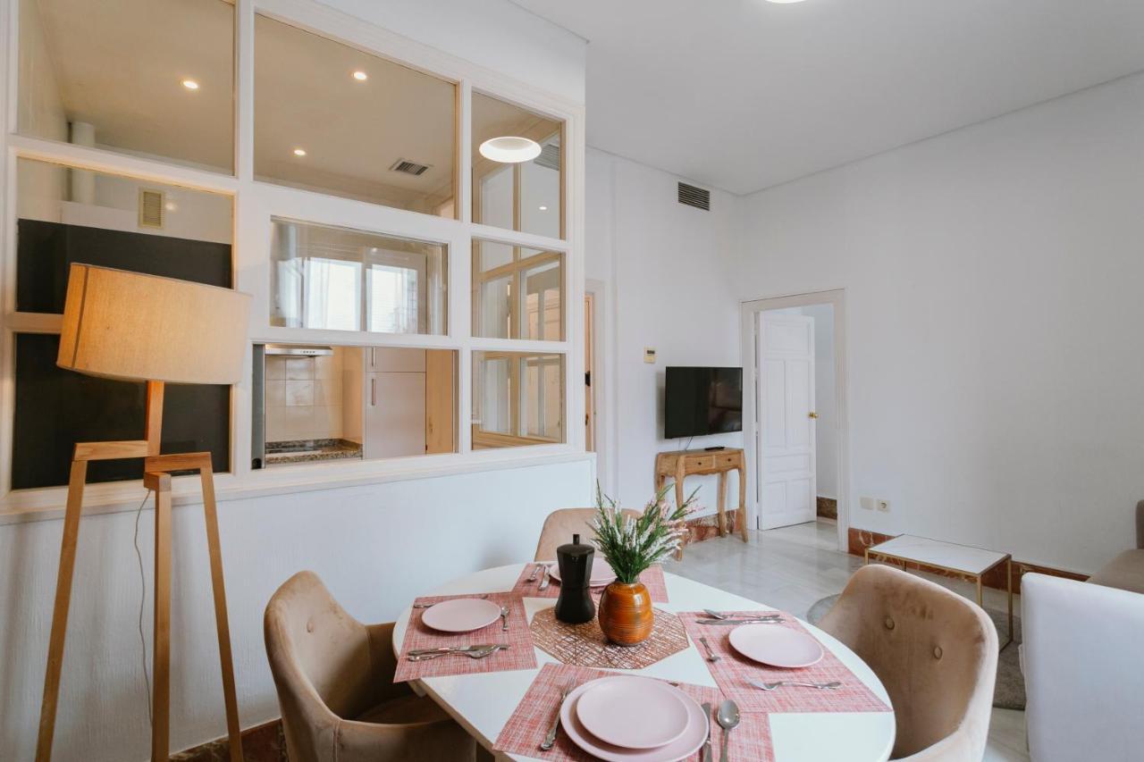 セビリアBright And Cozy-1Bd 1Bth & 2Bd 1Bth- La Giraldaアパートメント エクステリア 写真