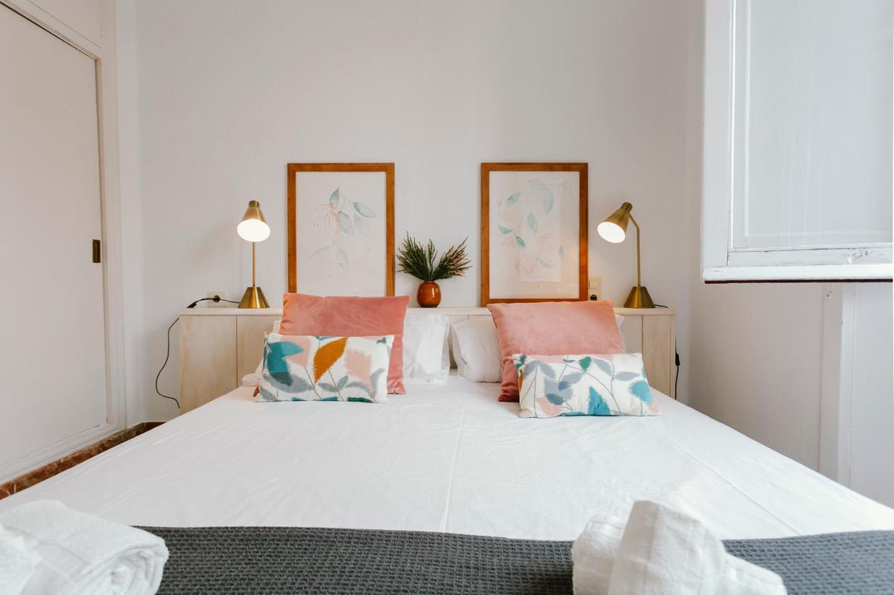 セビリアBright And Cozy-1Bd 1Bth & 2Bd 1Bth- La Giraldaアパートメント エクステリア 写真